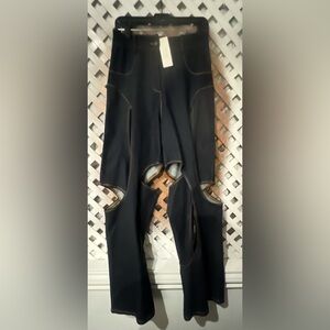 BNT Win Win Stylish Dark Blue  Women's Chap Cut Out Jeans size medium